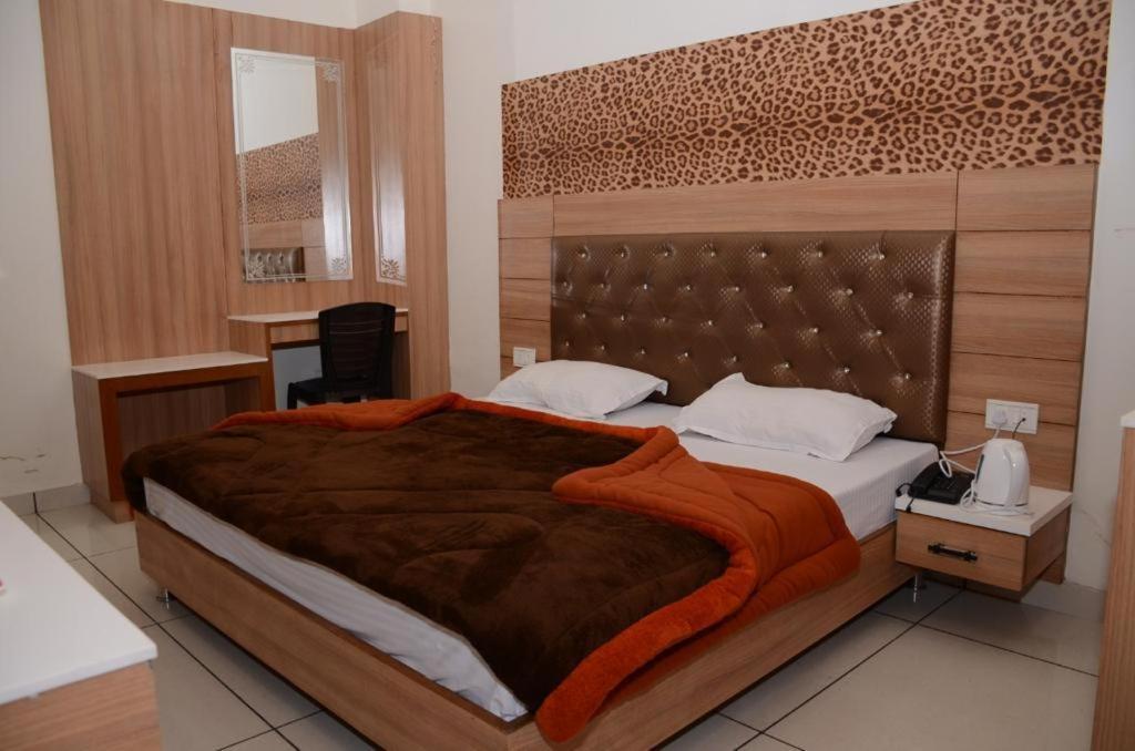 Hotel Robin Inn Amritszár Kültér fotó