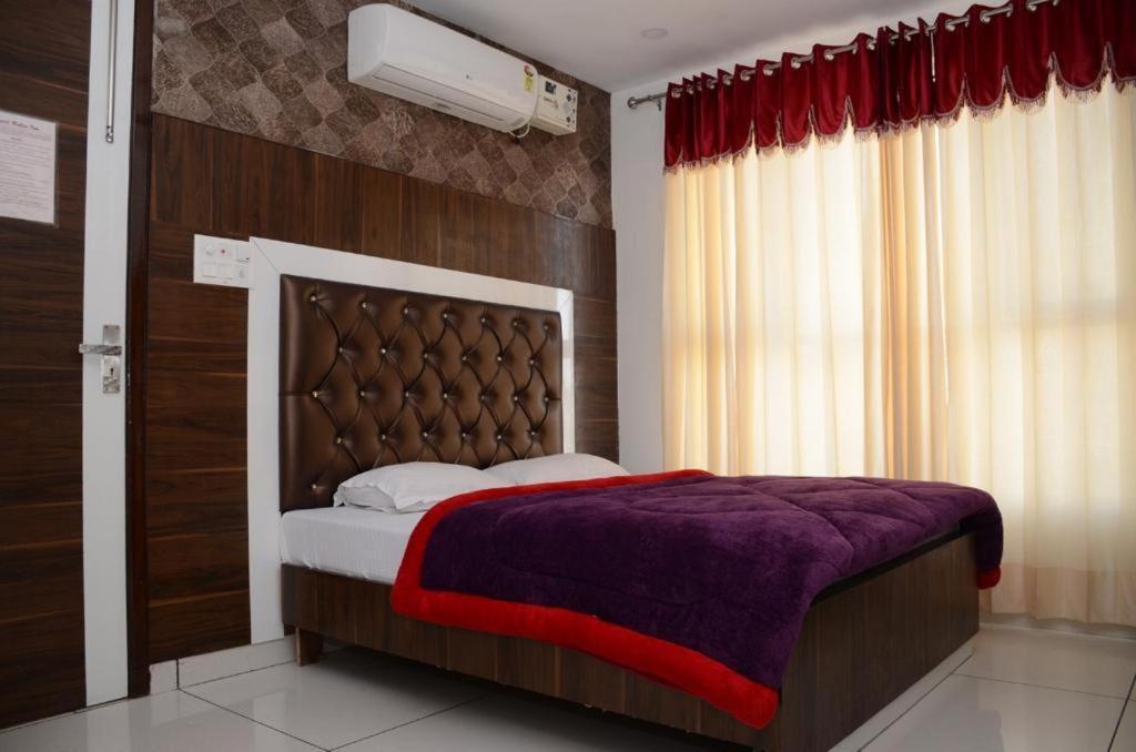 Hotel Robin Inn Amritszár Kültér fotó