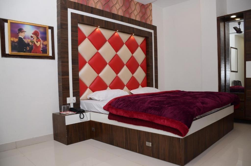 Hotel Robin Inn Amritszár Kültér fotó