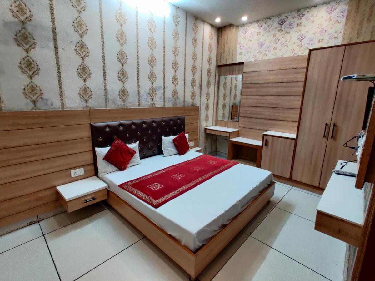 Hotel Robin Inn Amritszár Kültér fotó