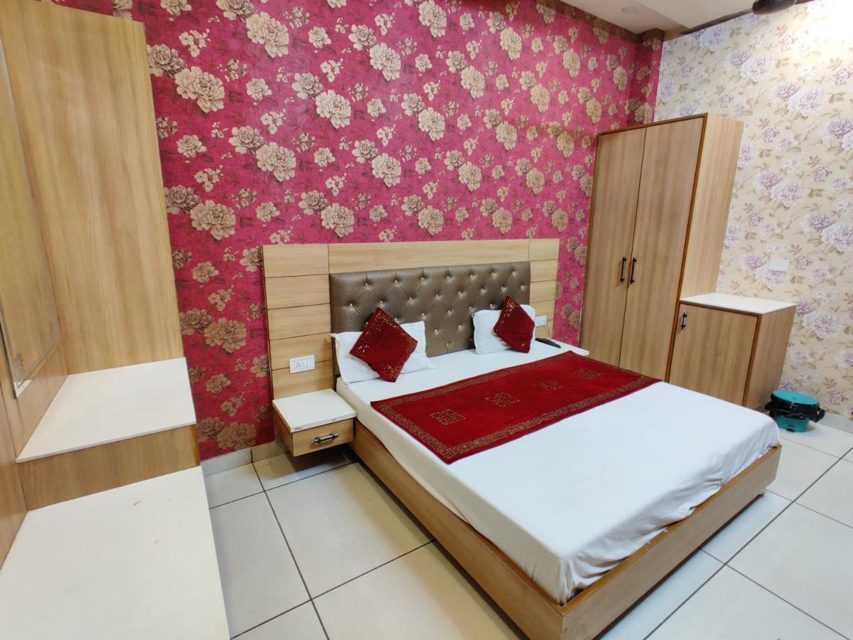 Hotel Robin Inn Amritszár Kültér fotó