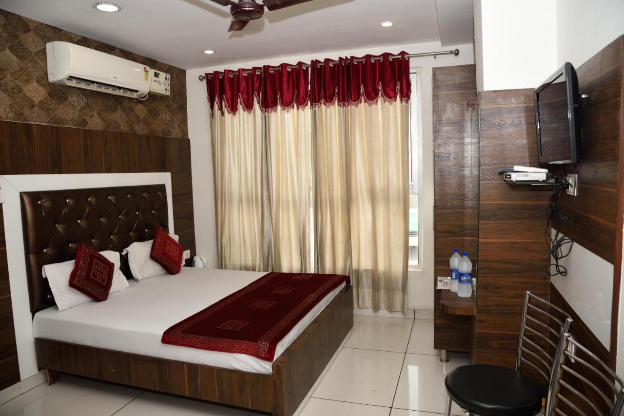 Hotel Robin Inn Amritszár Kültér fotó