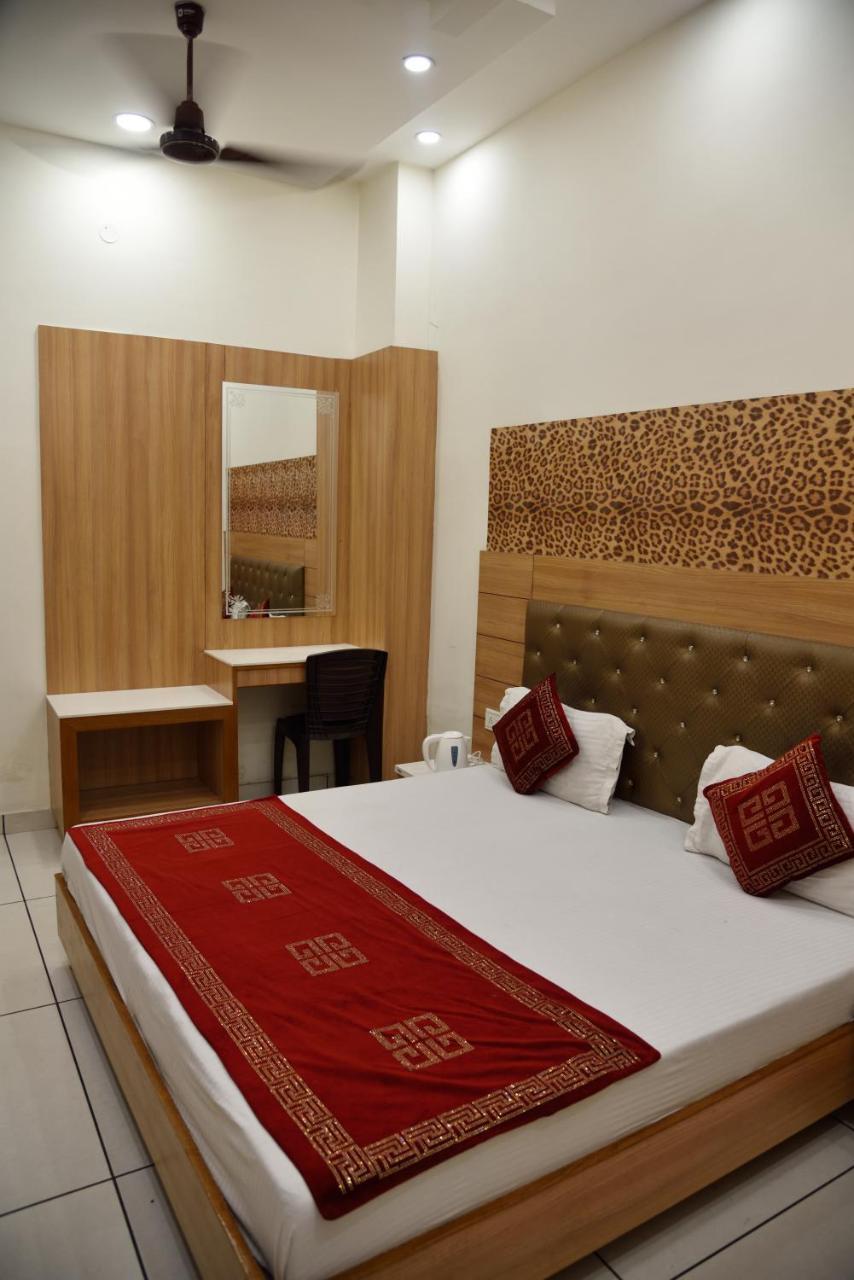 Hotel Robin Inn Amritszár Kültér fotó